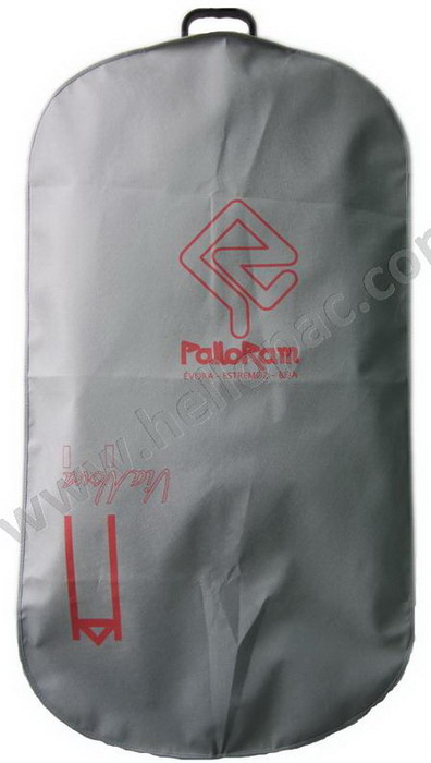 Reusable Promotional Giveaway Foldable Non Woven Suit Cover Bag with Plastic Handle and Zipper for Storage of Garment
