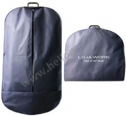 Reusable Promotional Giveaway Foldable Non Woven Suit Cover Bag with Plastic Handle and Zipper for Storage of Garment