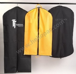 Promotional Foldable Suit Cover Bag with Carriable Tote Handle and Zipper Closure for the Storage of Suit